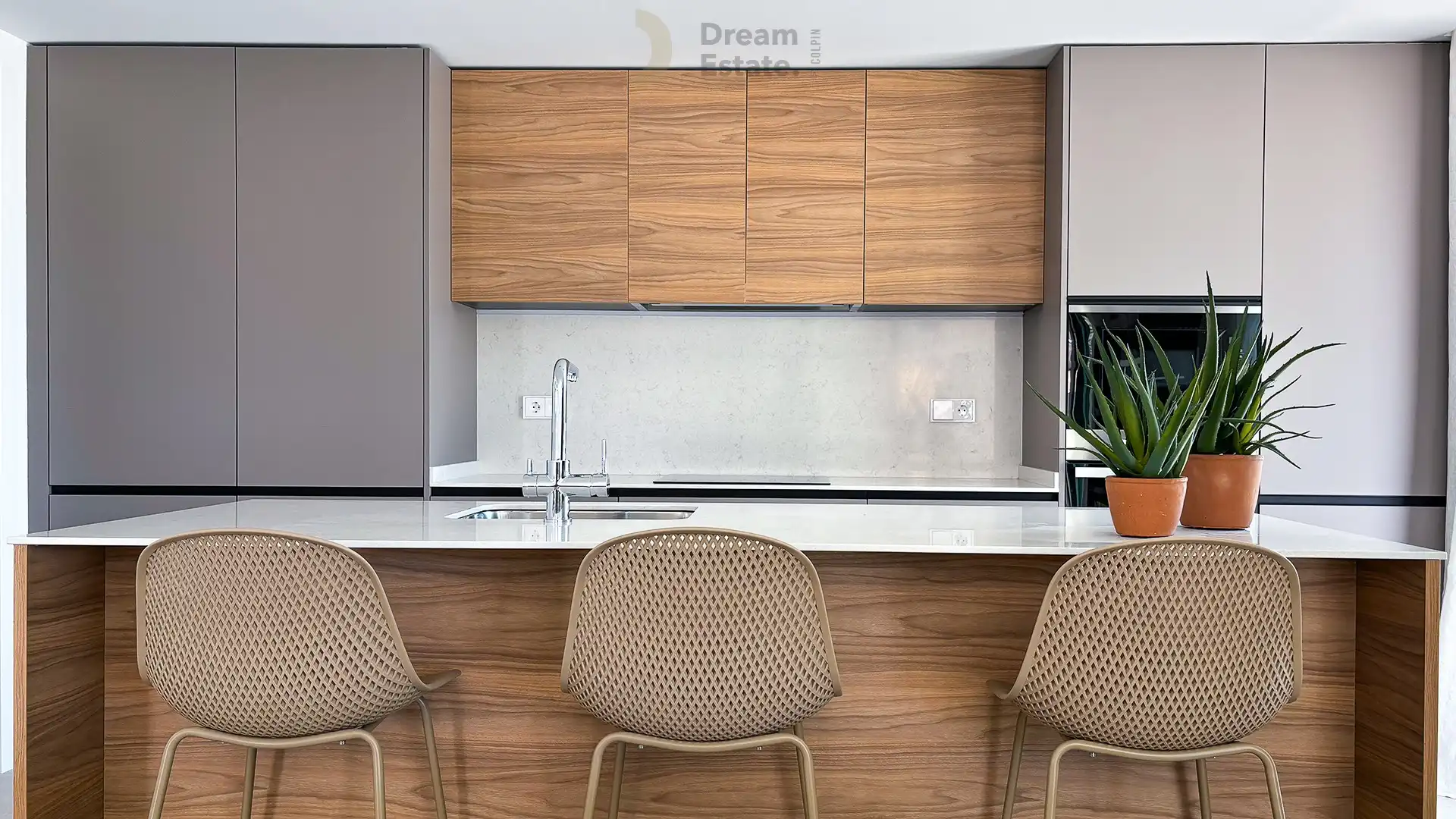 Onderhoudsvriendelijke gelijkvloerse villa's met zeezicht in Polop foto 2