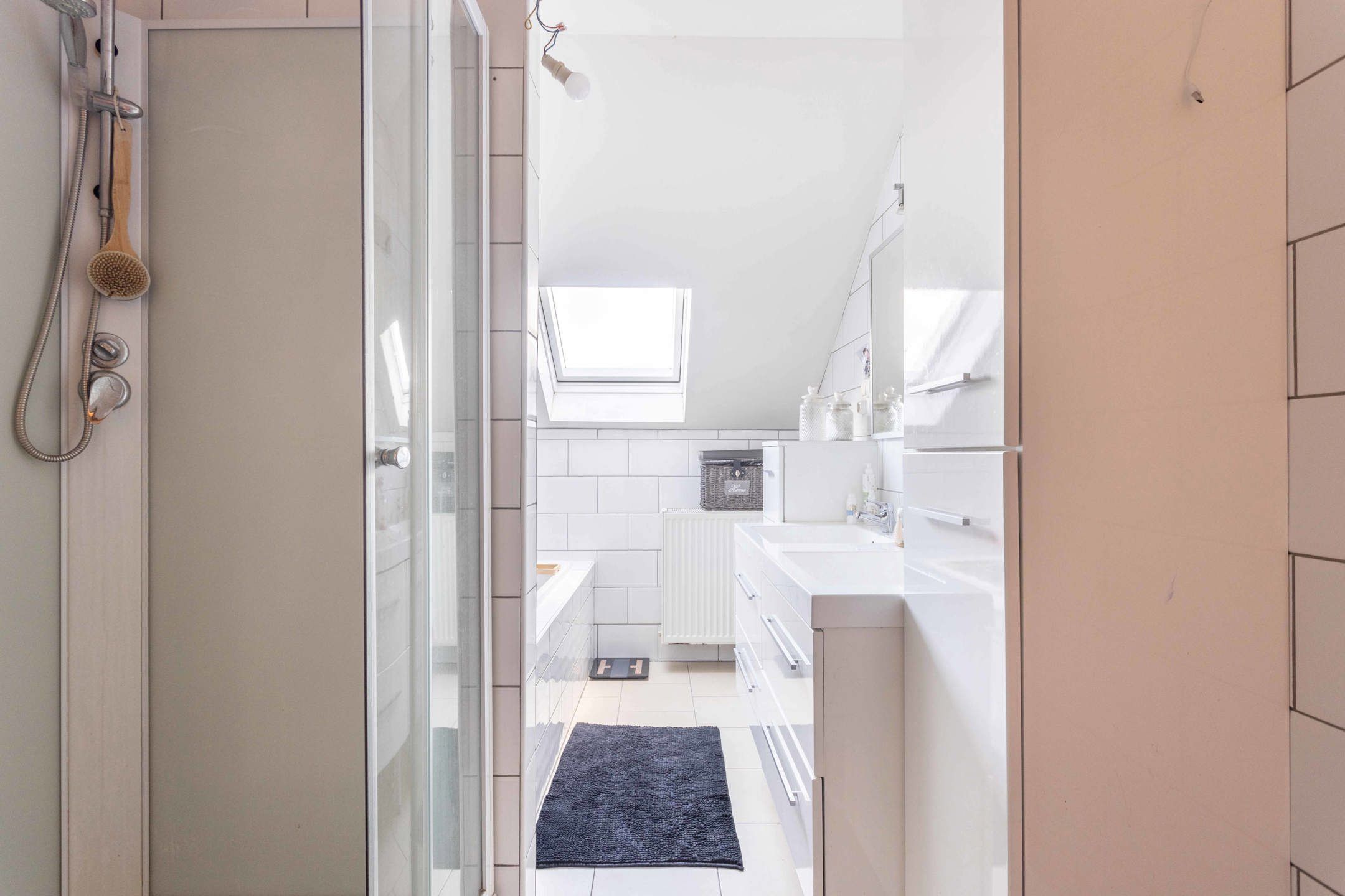 Ruim appartement met terras vlakbij het station & centrum! foto 12