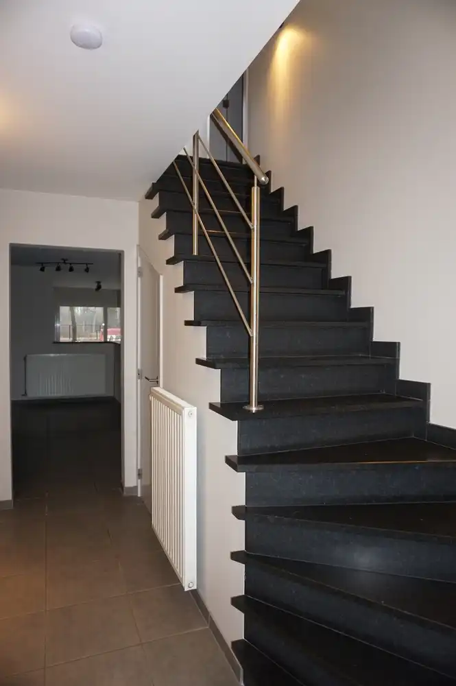 Rustig gelegen gerenoveerde woning in agrarisch gebied te Paal foto 5