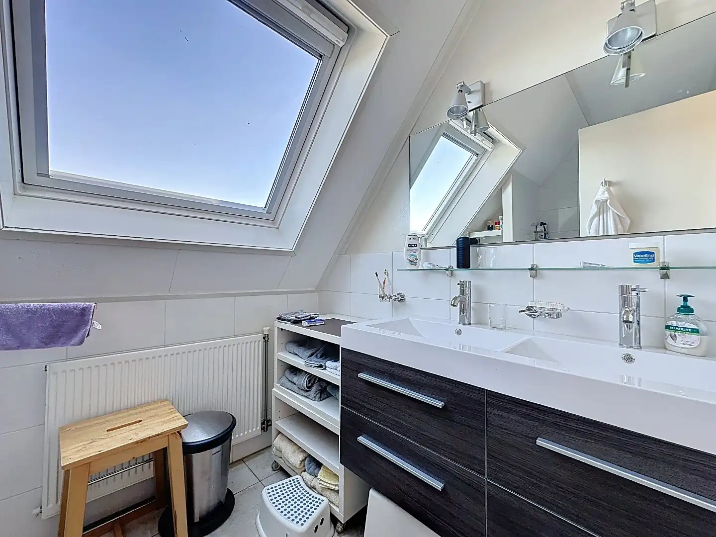 Charmante woning met verrassend veel ruimte en comfort. foto 25