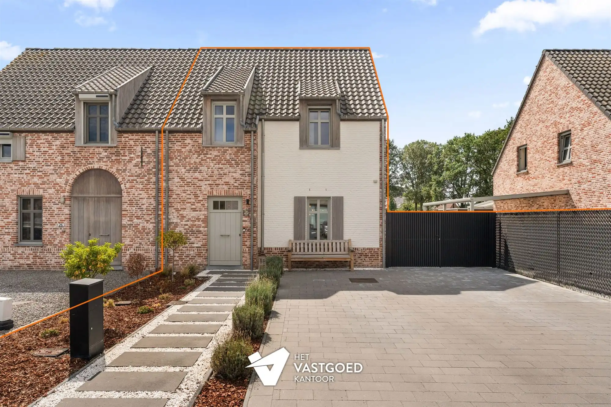 RECENTE (2022) WONING MET 3 SLAAPKAMERS UITERST RUSTIG GELEGEN TE LEOPOLDSBURG foto {{pictureIndex}}