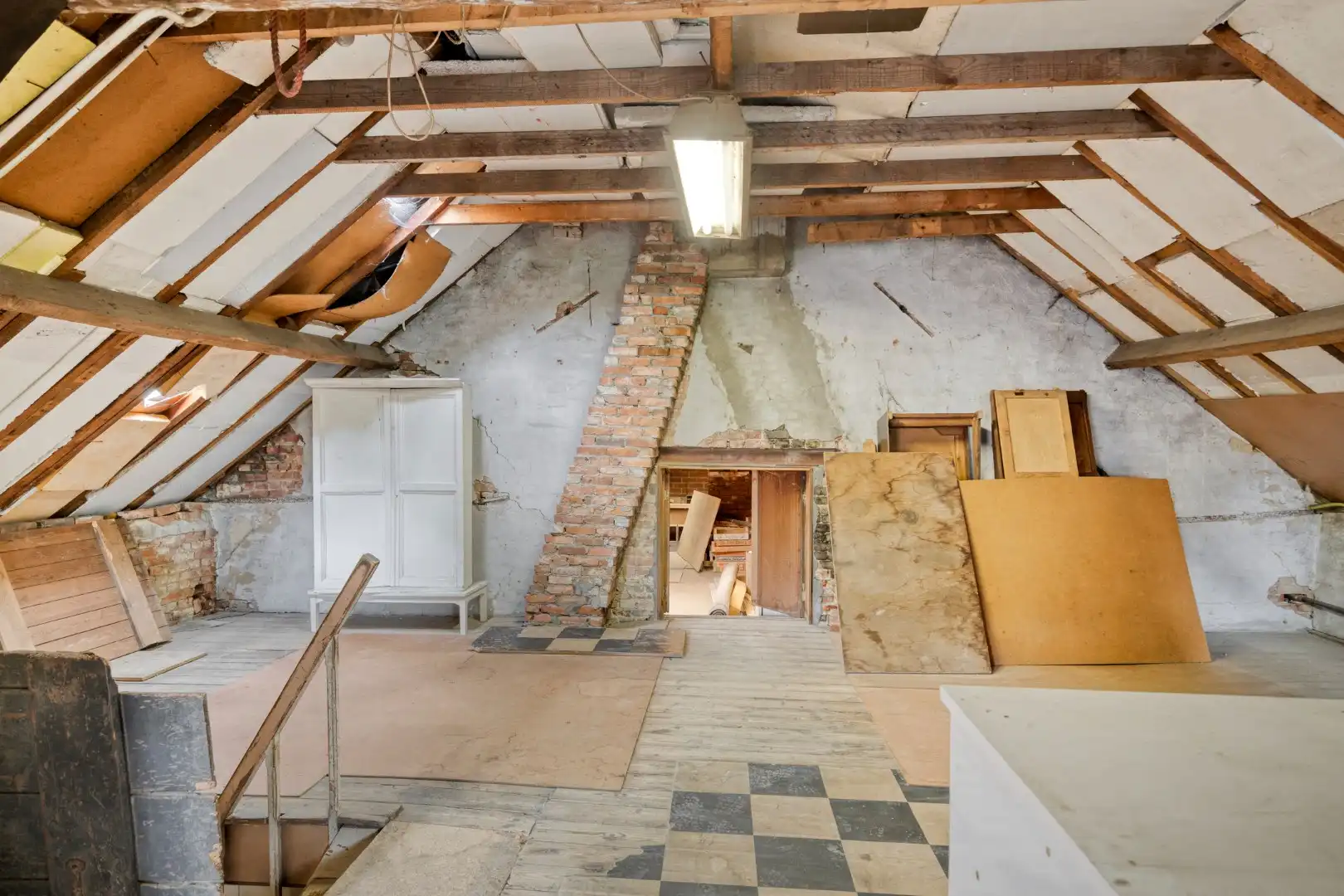 Te renoveren woning, rustig gelegen op een zonnig perceel van 767 m² te Olen-Centrum ! foto 25