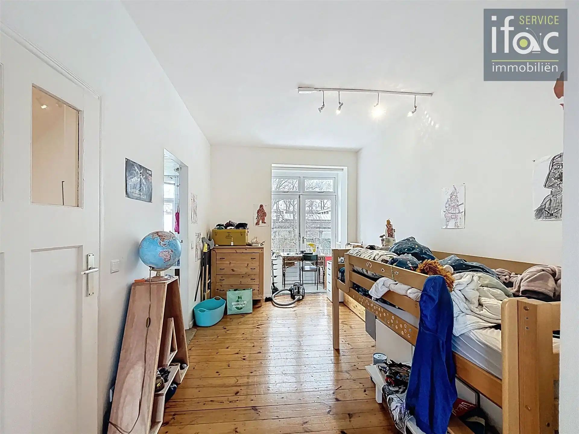 Ruime stadswoning met tuin foto 11