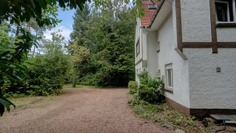 Te renoveren charmant landhuis van 235m² + dubbele garage op 15 are foto 26