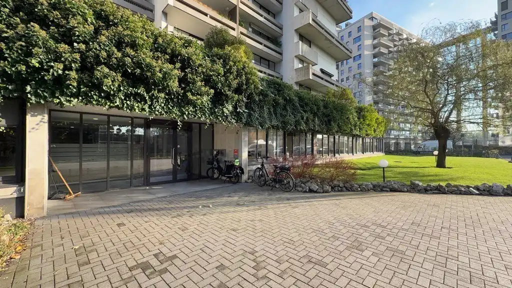 Gelijkvloerse kantoren te koop langs Singel in Antwerpen foto 30