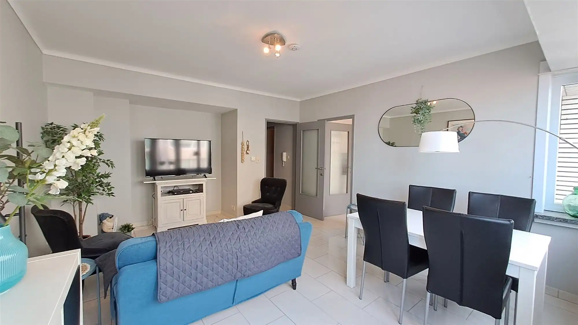 Gemeubeld appartement met 2 slaapkamers foto 5