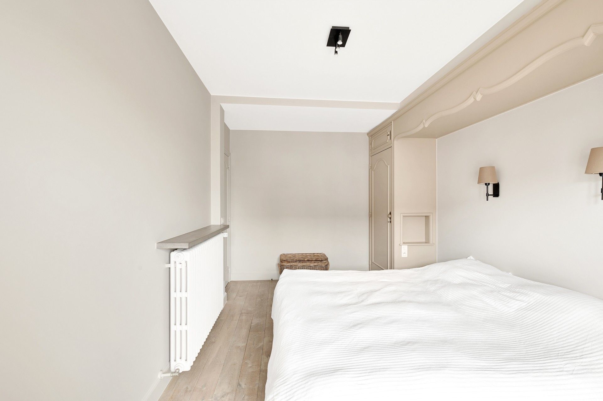 Ruim, lichtrijk appartement met 3 slaapkamers foto 17