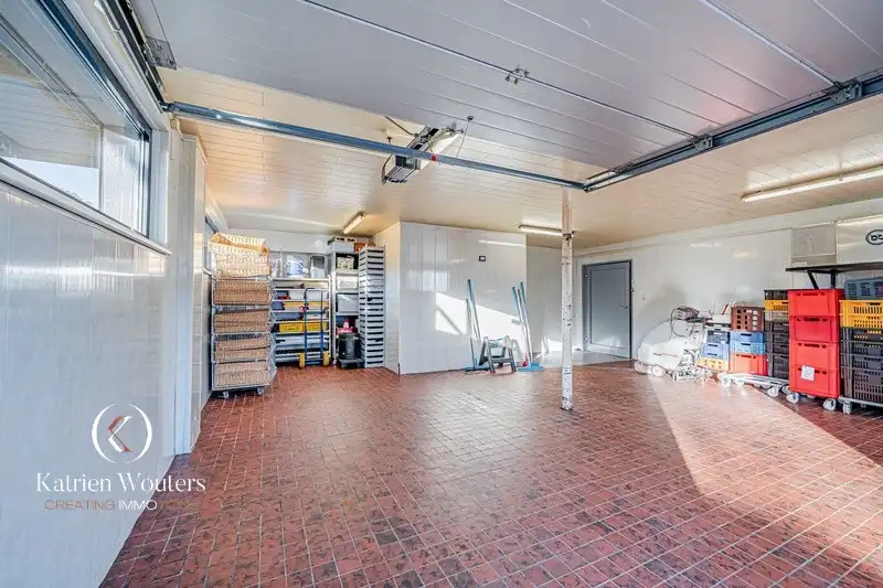 Woning met handelsruimte én enorm veel potentieel foto 30