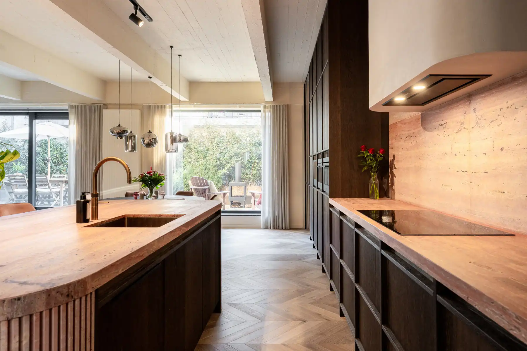 Luxueus appartement met tuin en parking op ‘t Zuid foto 7