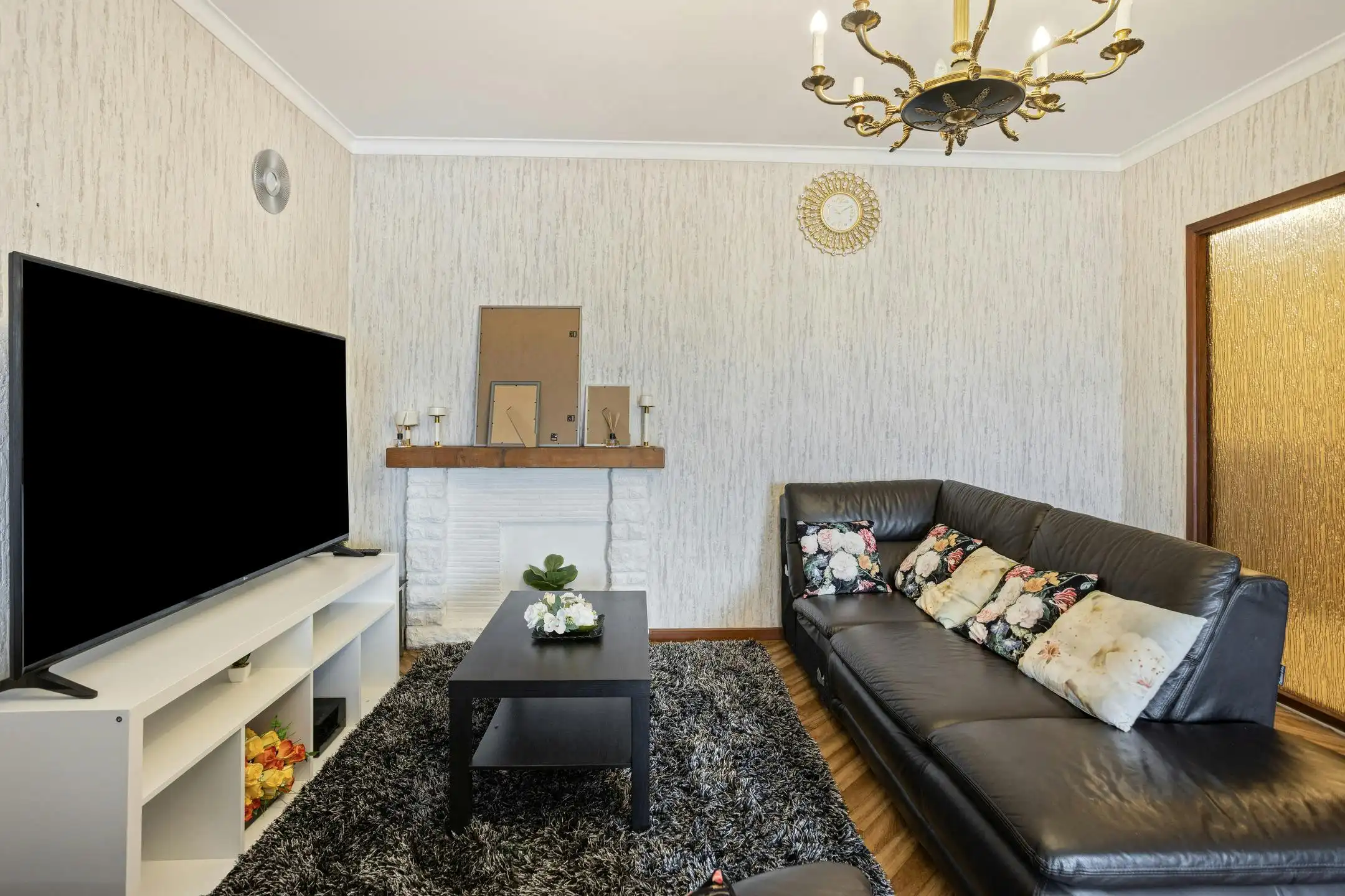 Appartement met 2 slaapkamers, 2 terrassen en garagebox te Strombeek-Bever foto 8