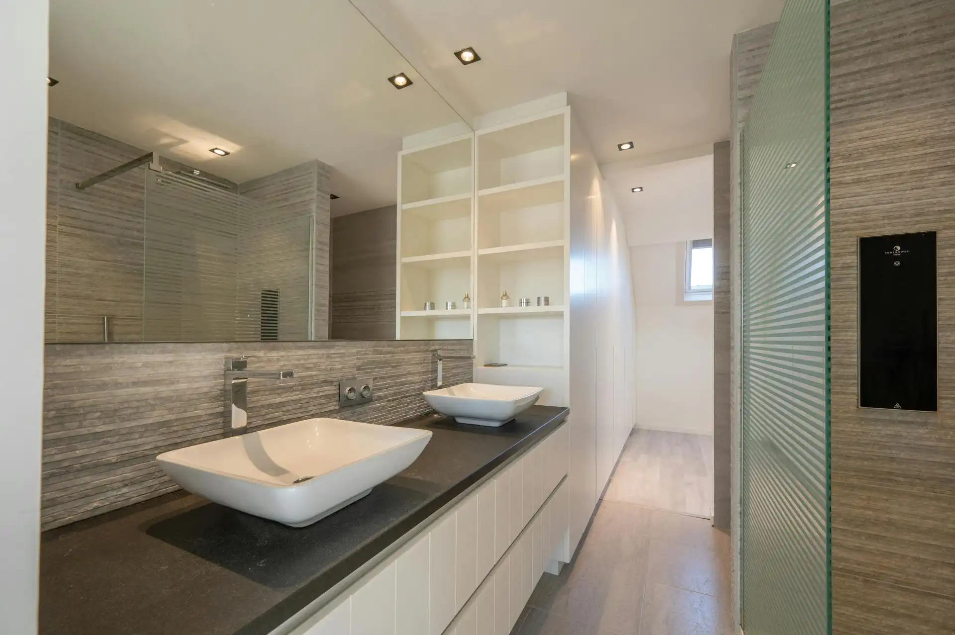 Rustig gelegen huis met zonnige tuin te koop in Heist foto 25