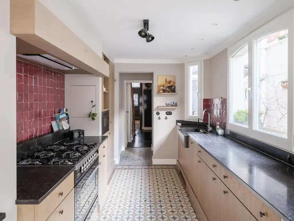 Hoogwaardig gerenoveerde stadswoning met zuidgerichte buitenruimte in centrum Gent foto 5