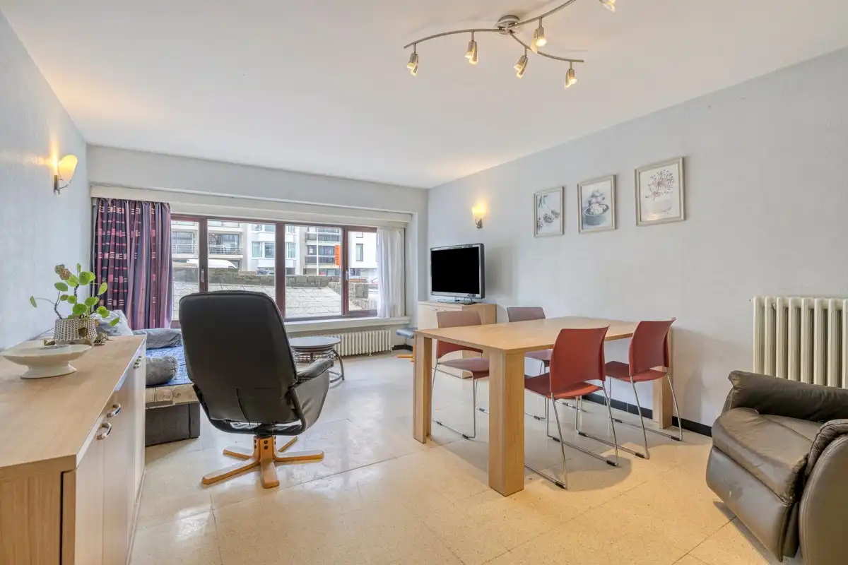 Hoofdfoto van de publicatie: 1 Slaapkamer appartement nabij de zeedijk.