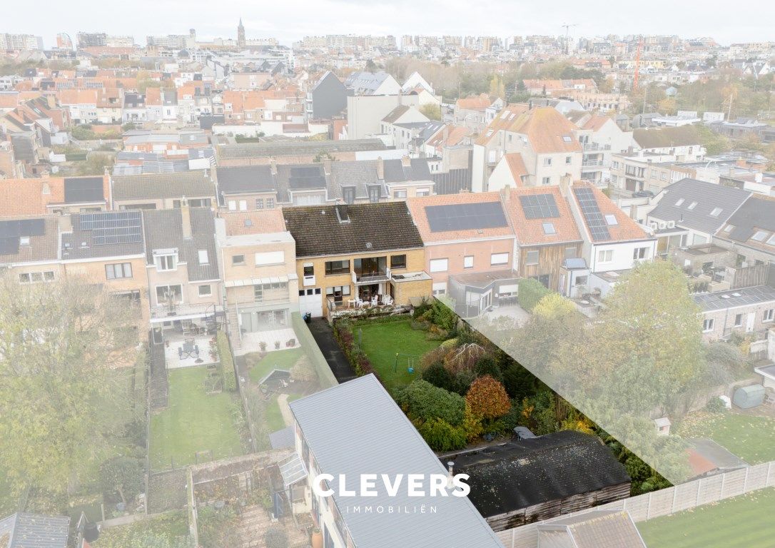 Renovatieproject koppelwoonst of groot perceel bouwgrond foto 2