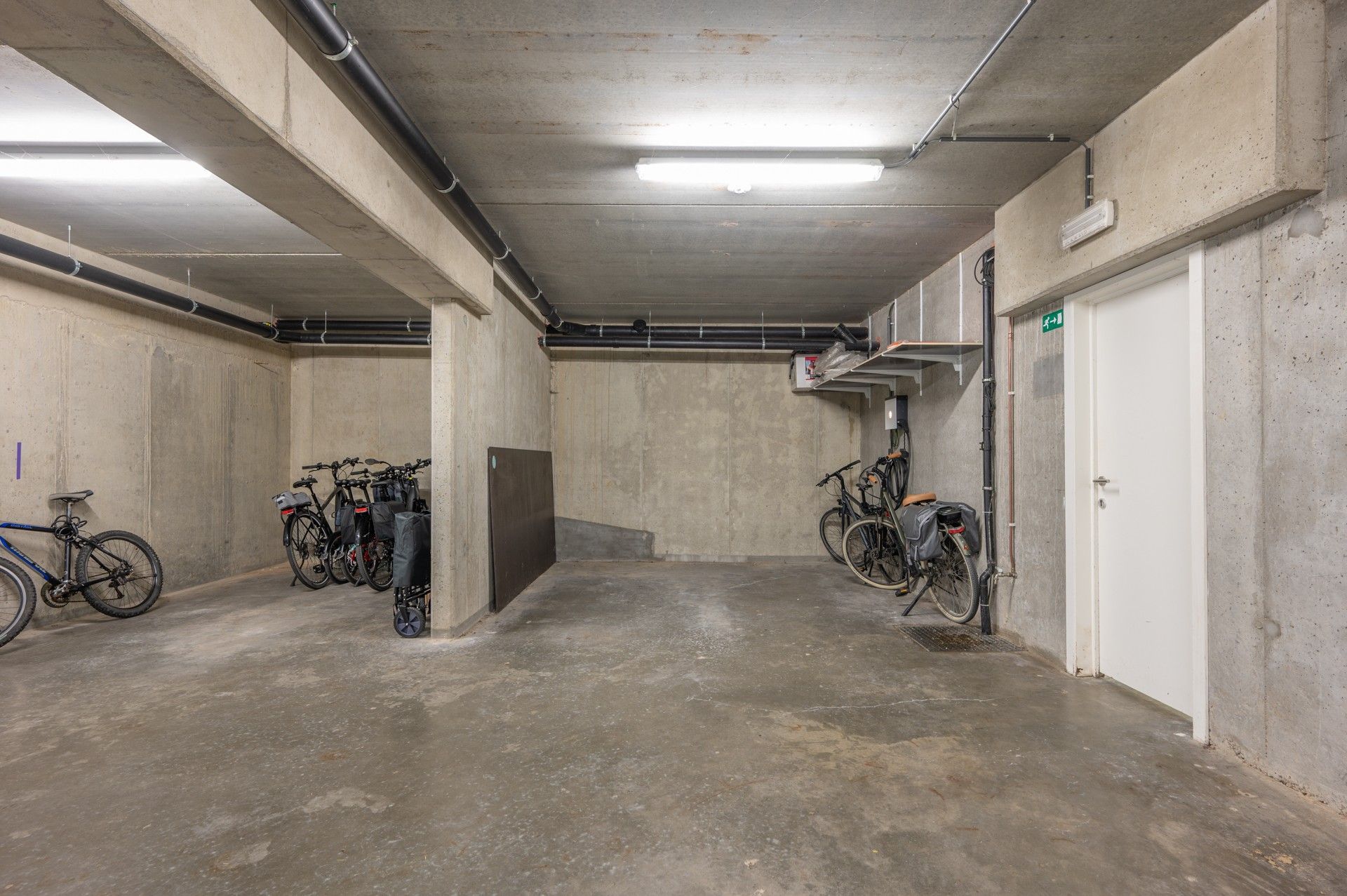 Recent gelijkvloers appartement met uitzonderlijk groot terras. foto 25