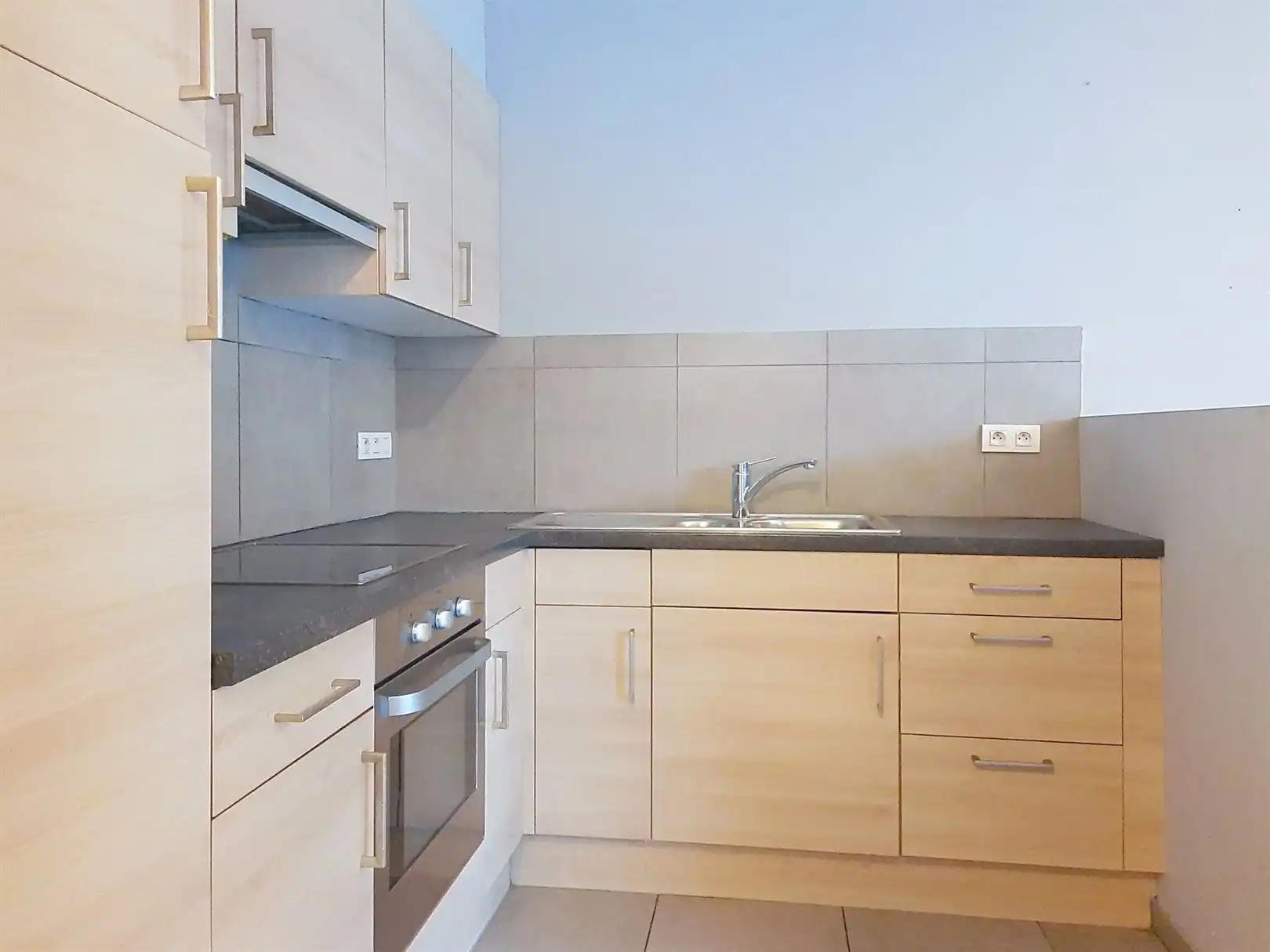 Appartement met 2 slaapkamers- 2 terrassen en ondergrondse autostaanplaats en berging foto 6