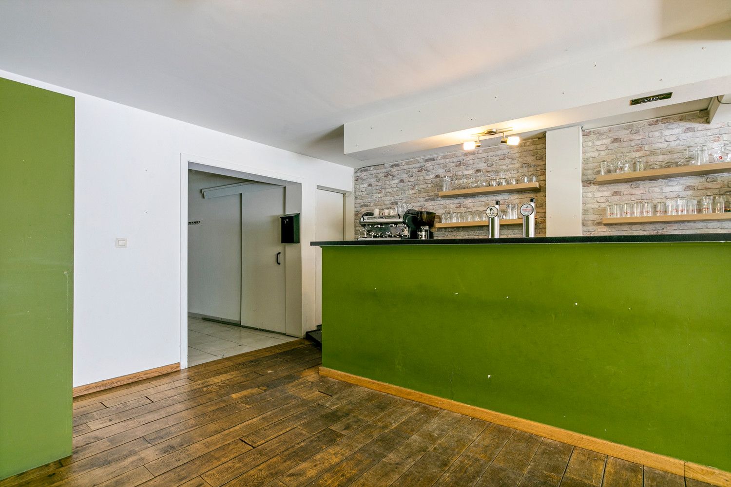 HANDELSPAND MET WOONST, TOP LOCATIE TE DIEST! foto 7