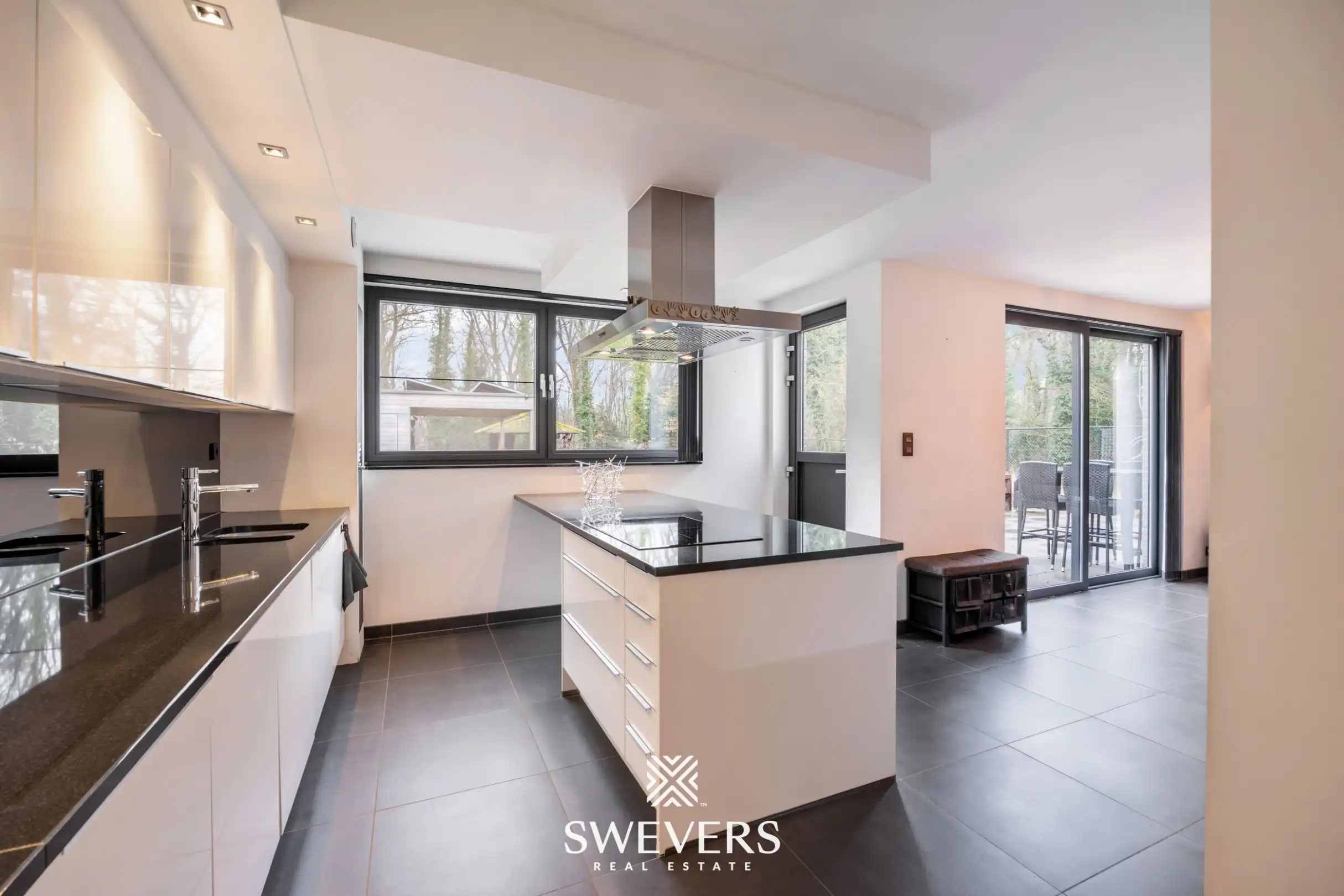 Instapklare woning (EPC-Label A) met commerciële ruimte op 13a 91ca foto 7