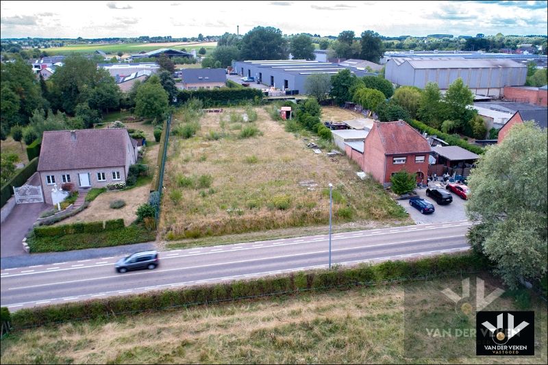 Zeer interessante projectgrond van 28 aren 16 centiaren op centrale locatie in Diepenbeek met mogelijkheid tot verkaveling naar drie halfopen bebouwingen of de bestaande oude verkaveling te gebruiken van 1 HOB en 1 Open Bebouwing! foto 16