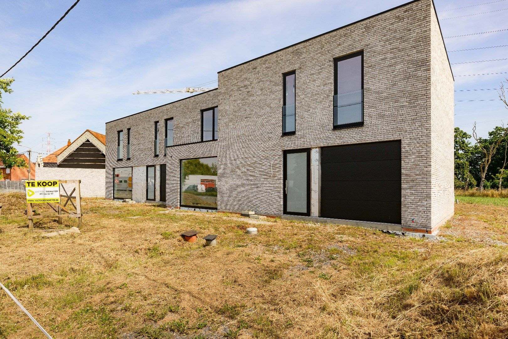 ZEER UIME NIEUWBOUWWONING MET 3 SLPKS | TUIN | GARAGE foto 12
