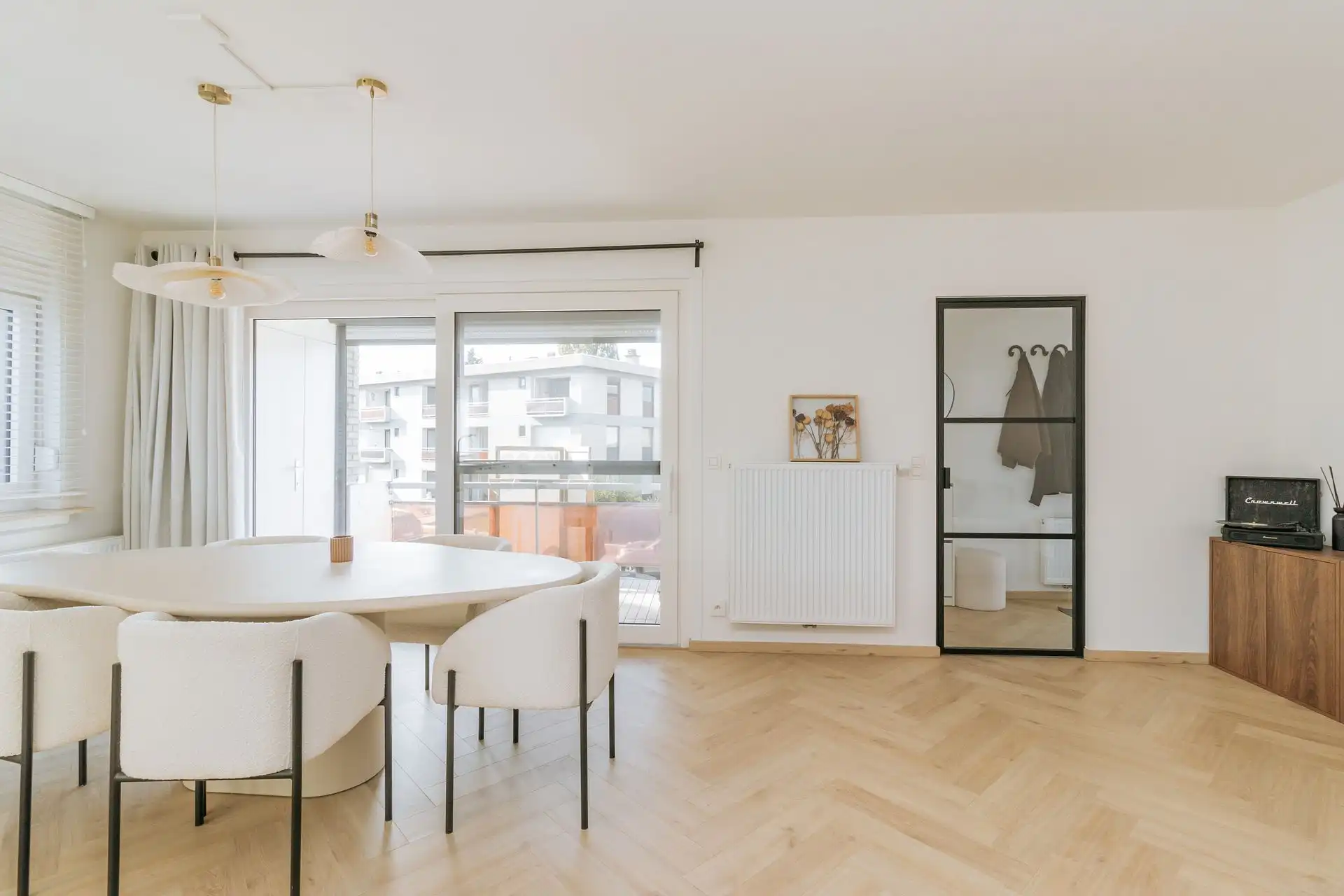 Instapklaar appartement in rustige woonwijk in Aartselaar foto 5