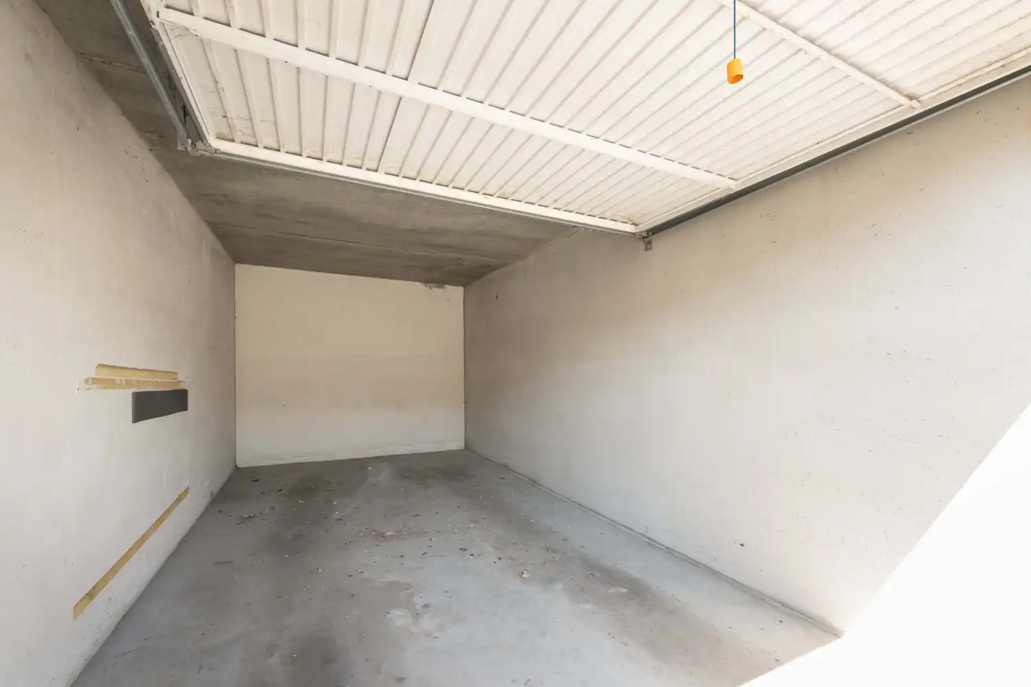 Appartement te Meulebeke. foto 15
