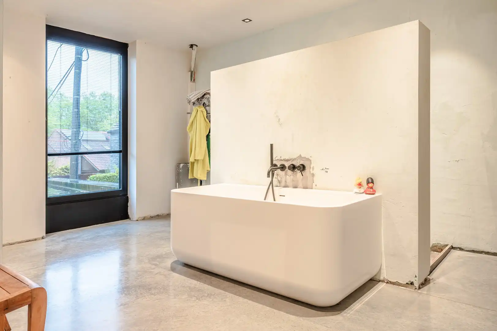 Moderne, energiezuinige woning op 1021 m² vlak bij het Zeekanaal foto 15