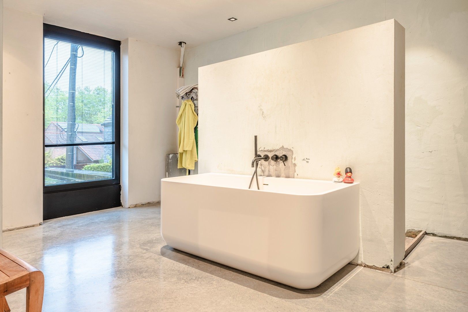 Moderne, energiezuinige woning op 1021 m² vlak bij het Zeekanaal foto 15