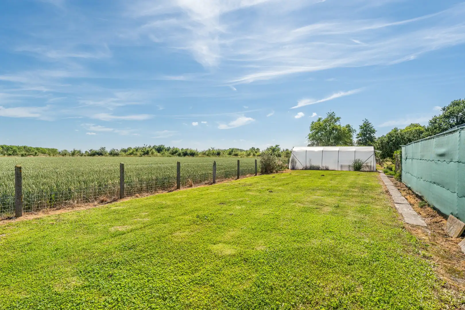 Charmante gezinswoning met prachtige tuin op een perceel van ca. 3.348 m² foto 30