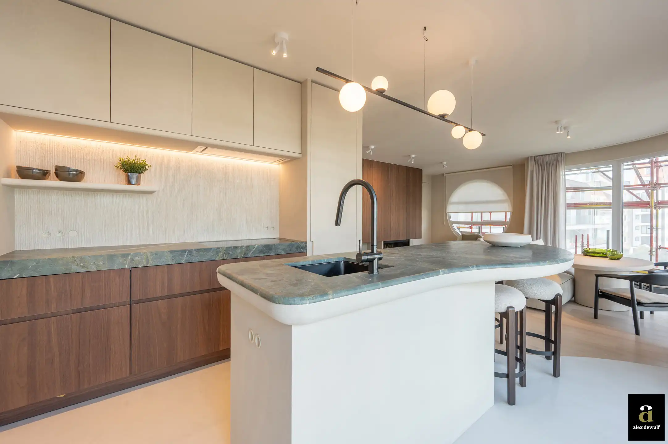 Ruim appartement met zeezicht en zonnig terras op de Kustlaan. foto 13