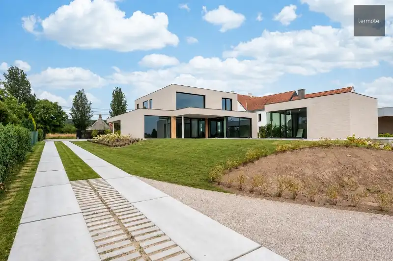 Exclusieve villa foto 4