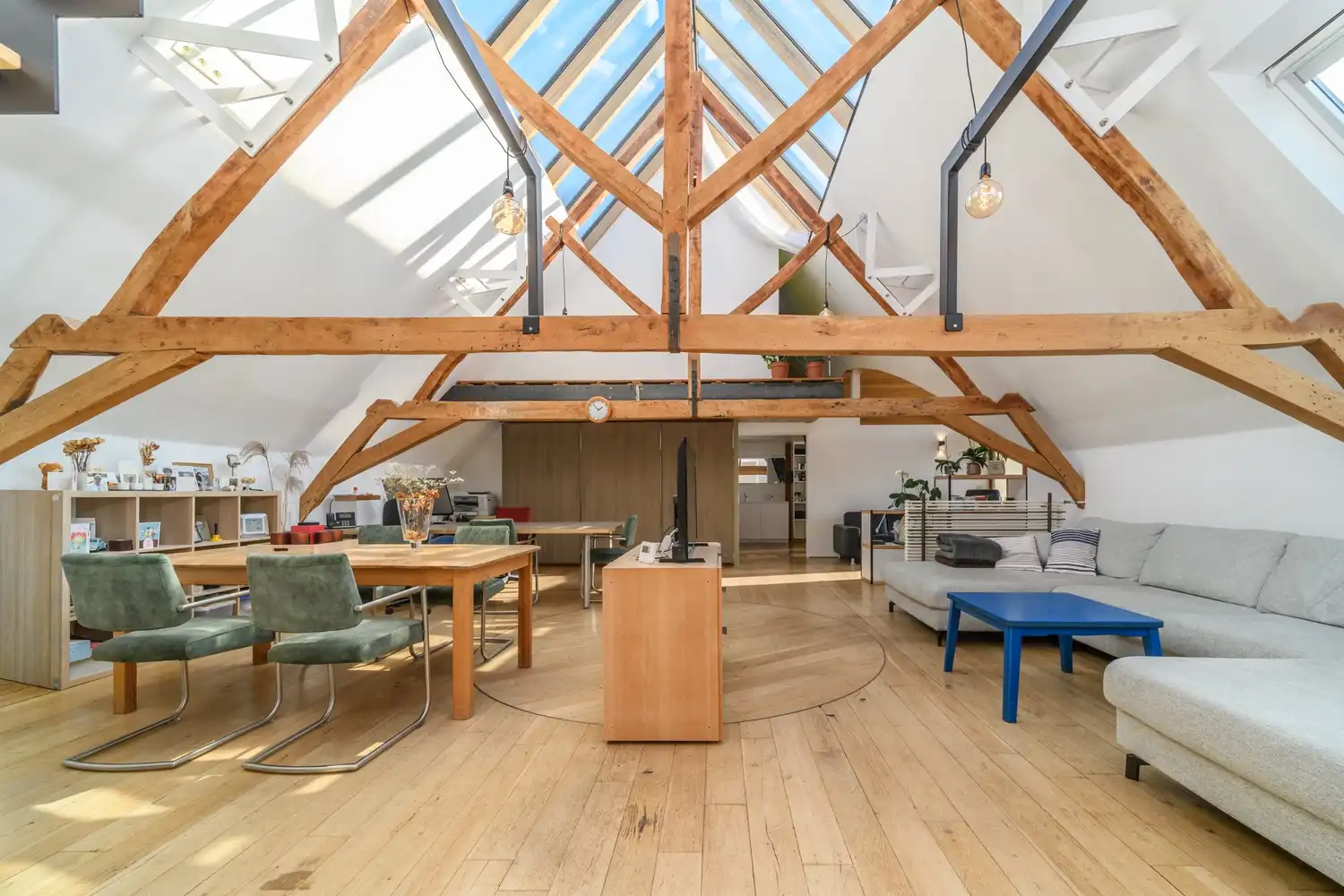 BEVEREN AAN DE IJZER: Handelszaak (momenteel horeca) met heel wat ruimte, woonst én zalige tuin op 1.150m² totale grondoppervlakte. foto 16