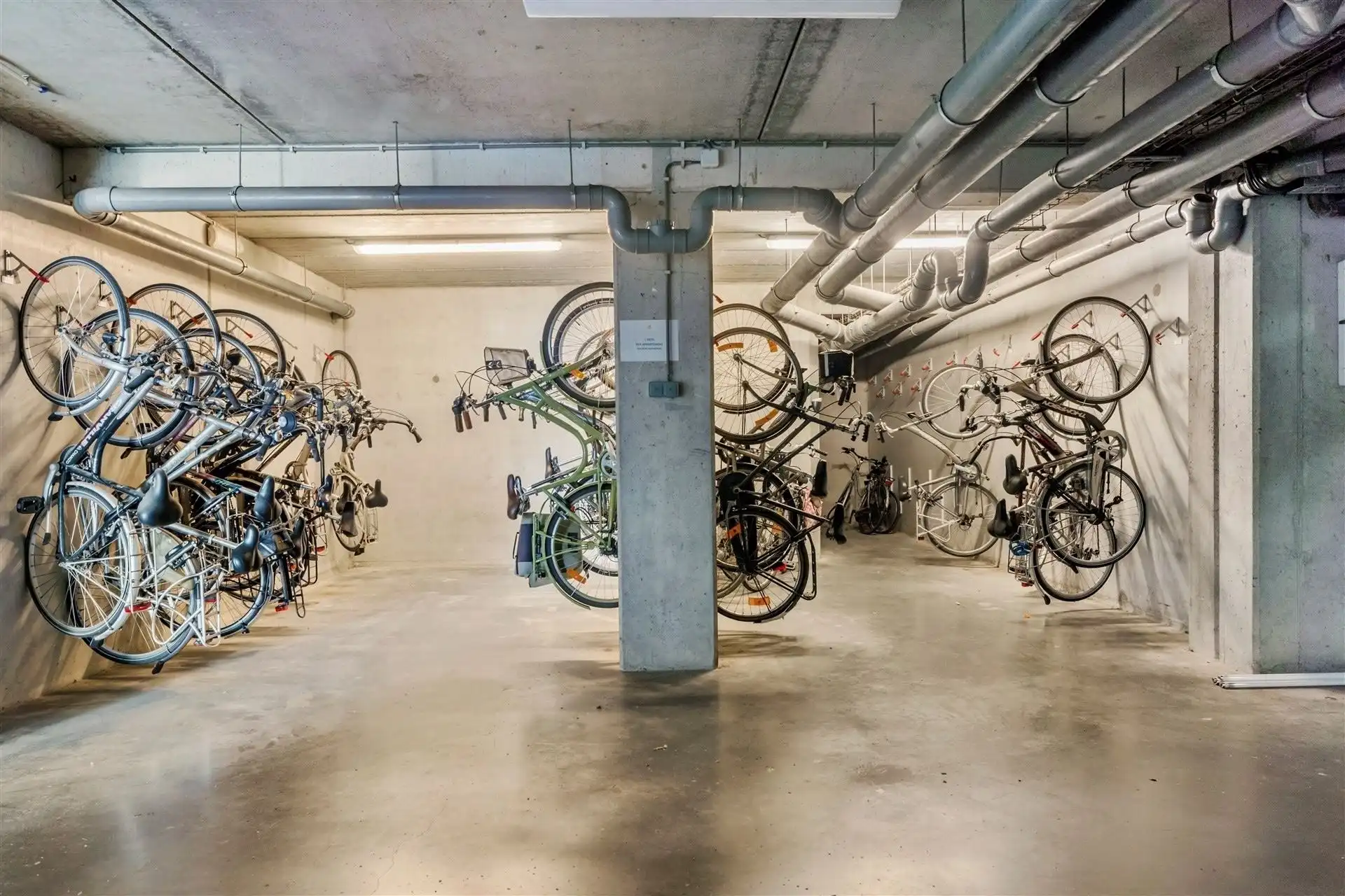 WIJDS UITZICHT / TERRASSEN  foto 41