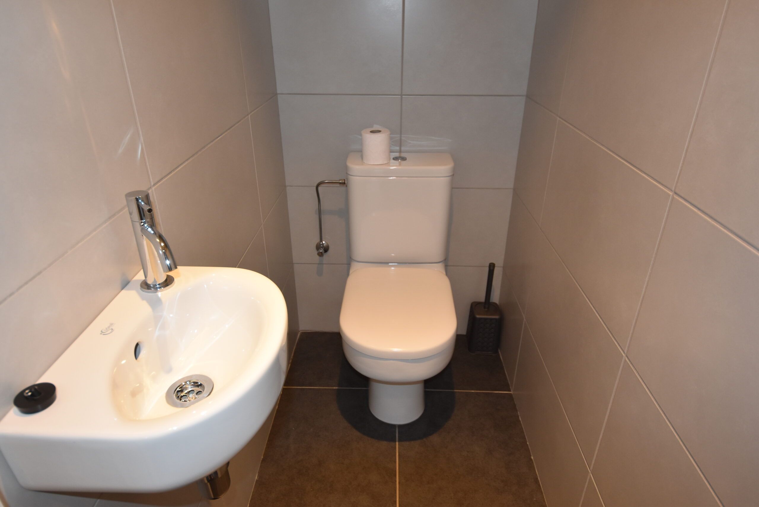 Trendy recent 2 slpk appartement met garagebox foto 11