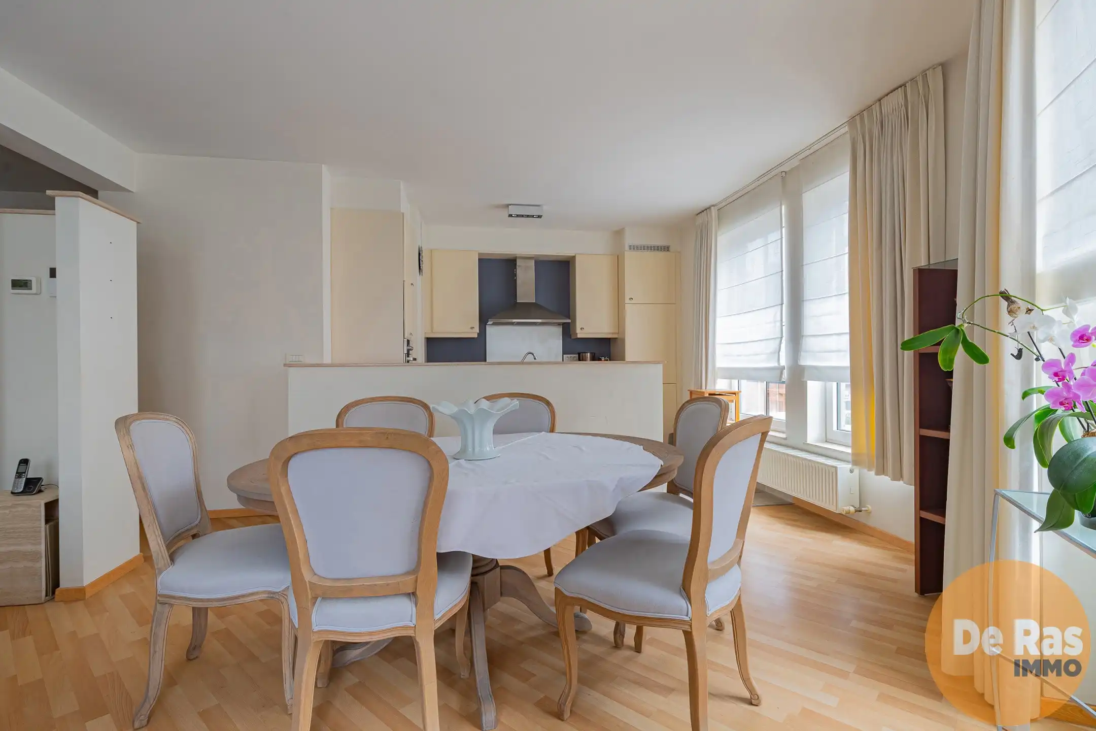 WETTEREN - Instapklaar appartement met 2 kamers in centrum foto 3