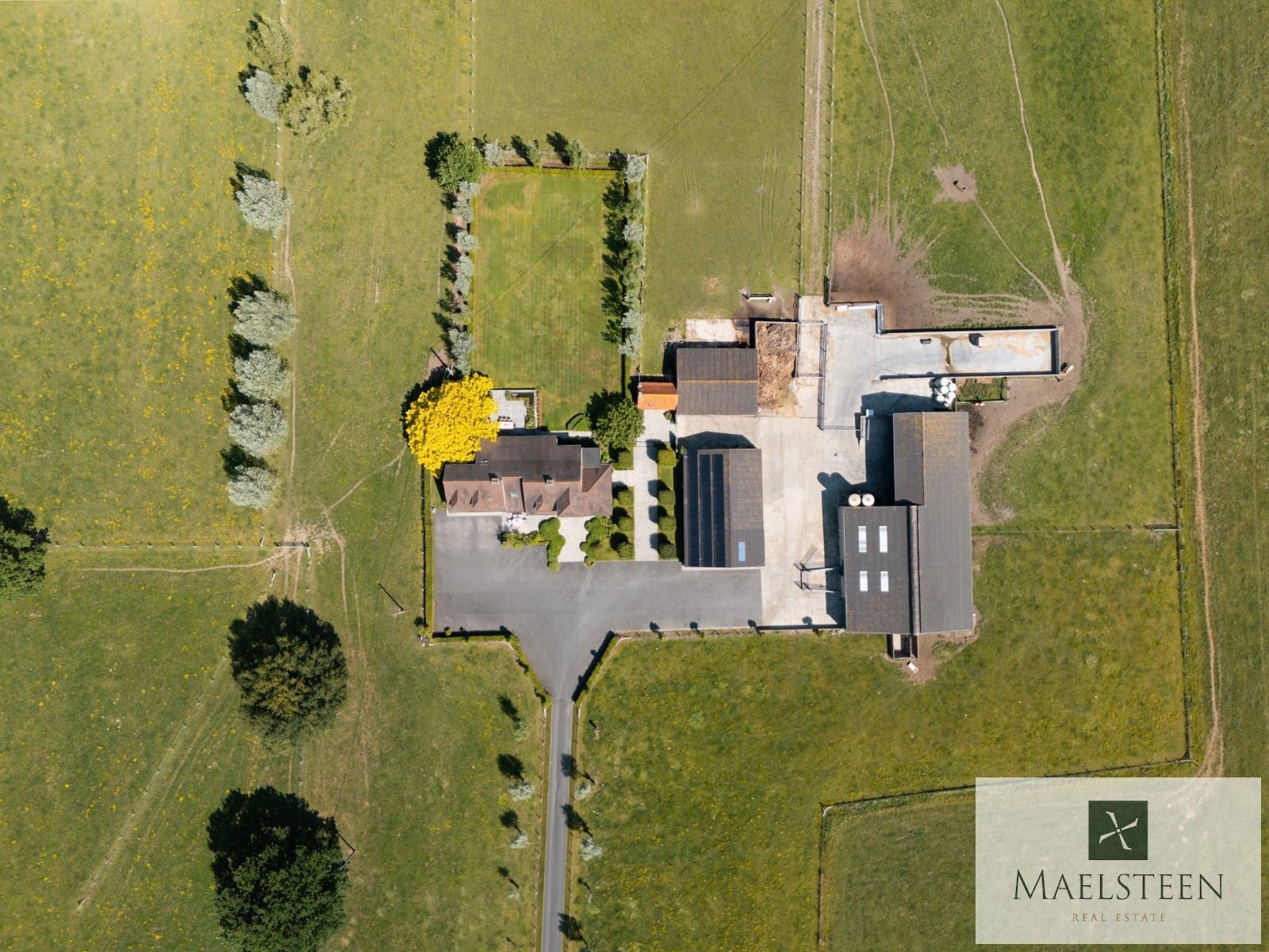 Boerderij met 7,8ha op de flank van Oedelem-berg  foto 13