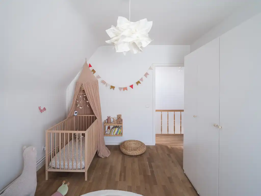 Karaktervolle en vrijstaande gezinswoning, gelegen op een gunstig perceel van ca. 930 m² foto 18