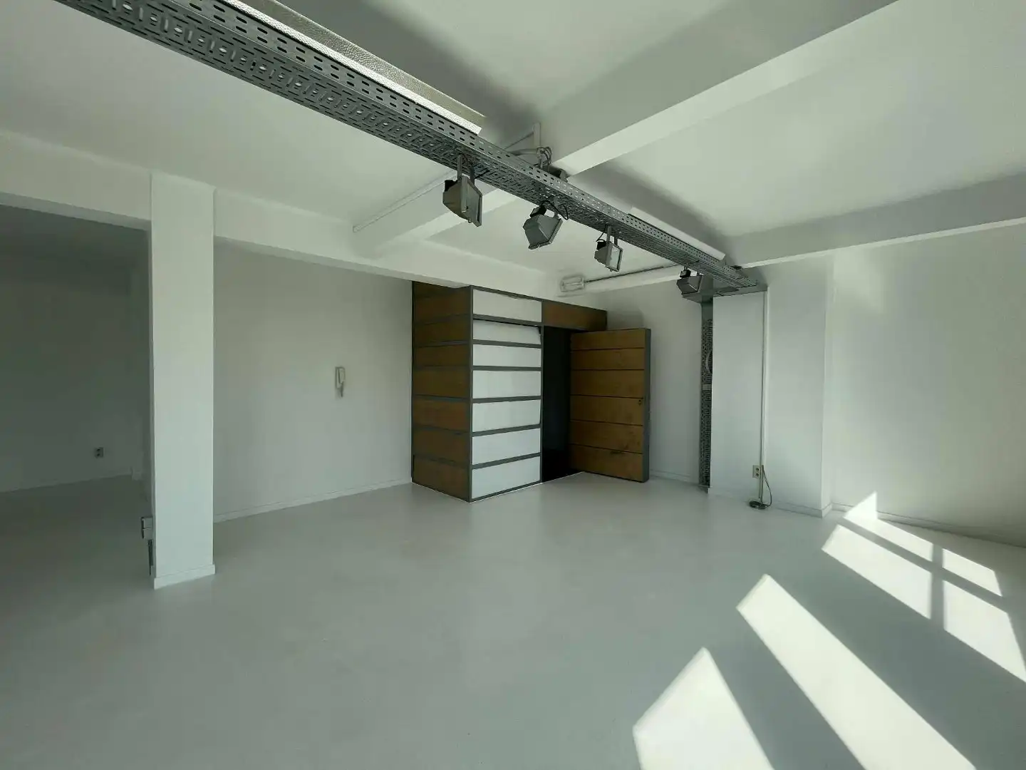 Ankerrui 11-13 - Modulaire Kantoren op 't Eilandje  foto 8
