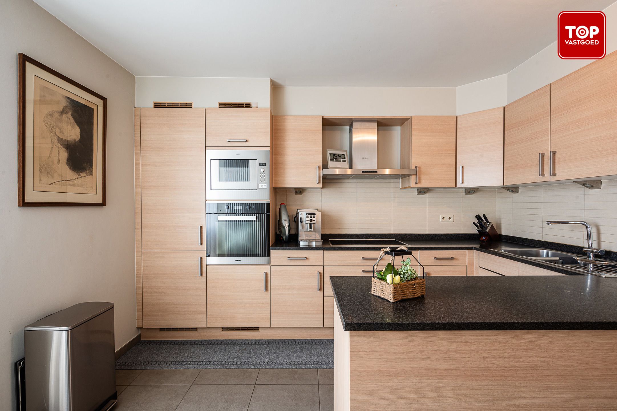 Instapklaar duplex appartement met  2 terrassen. foto 7