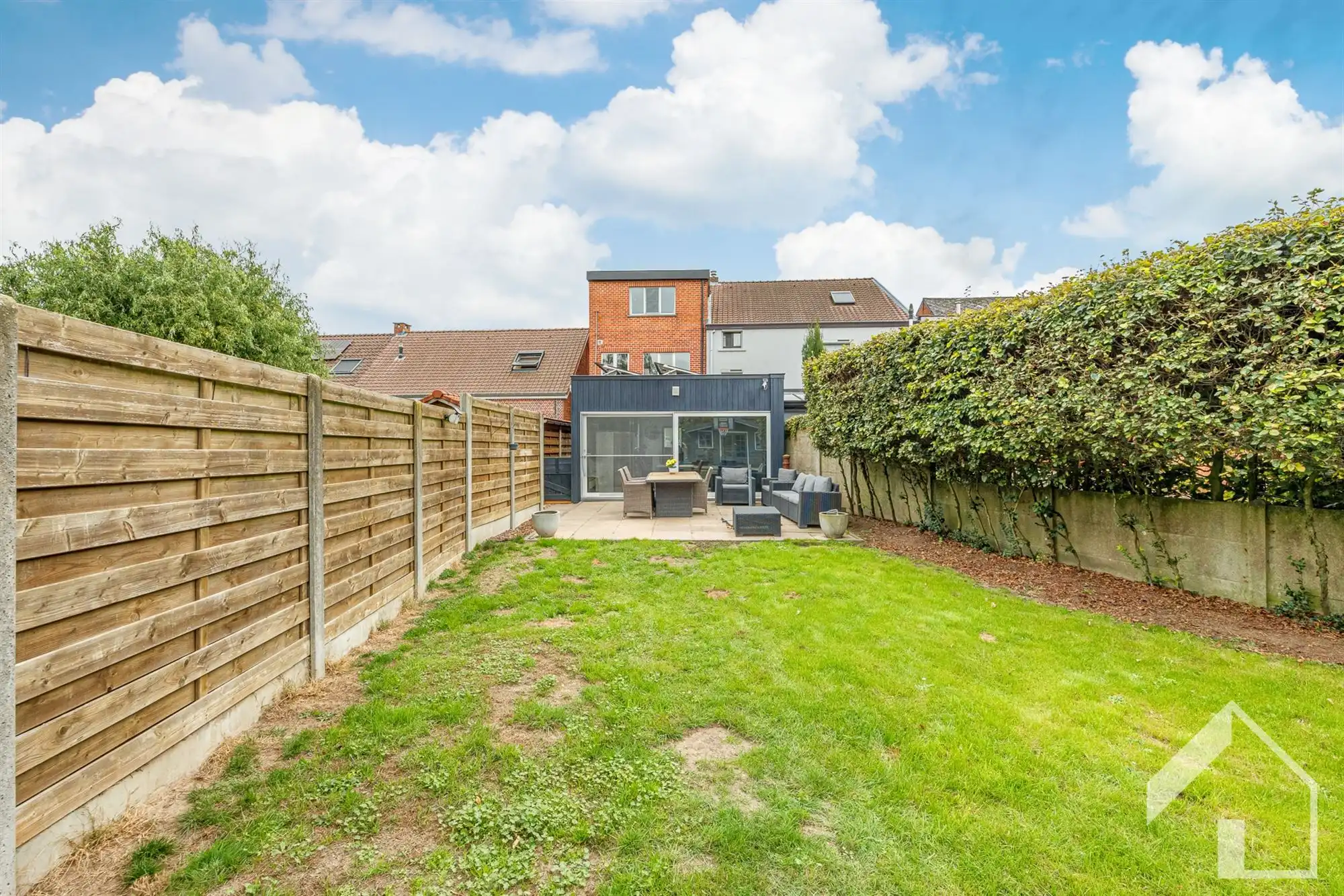 Instapklare rijwoning met gezellige tuin! foto 14
