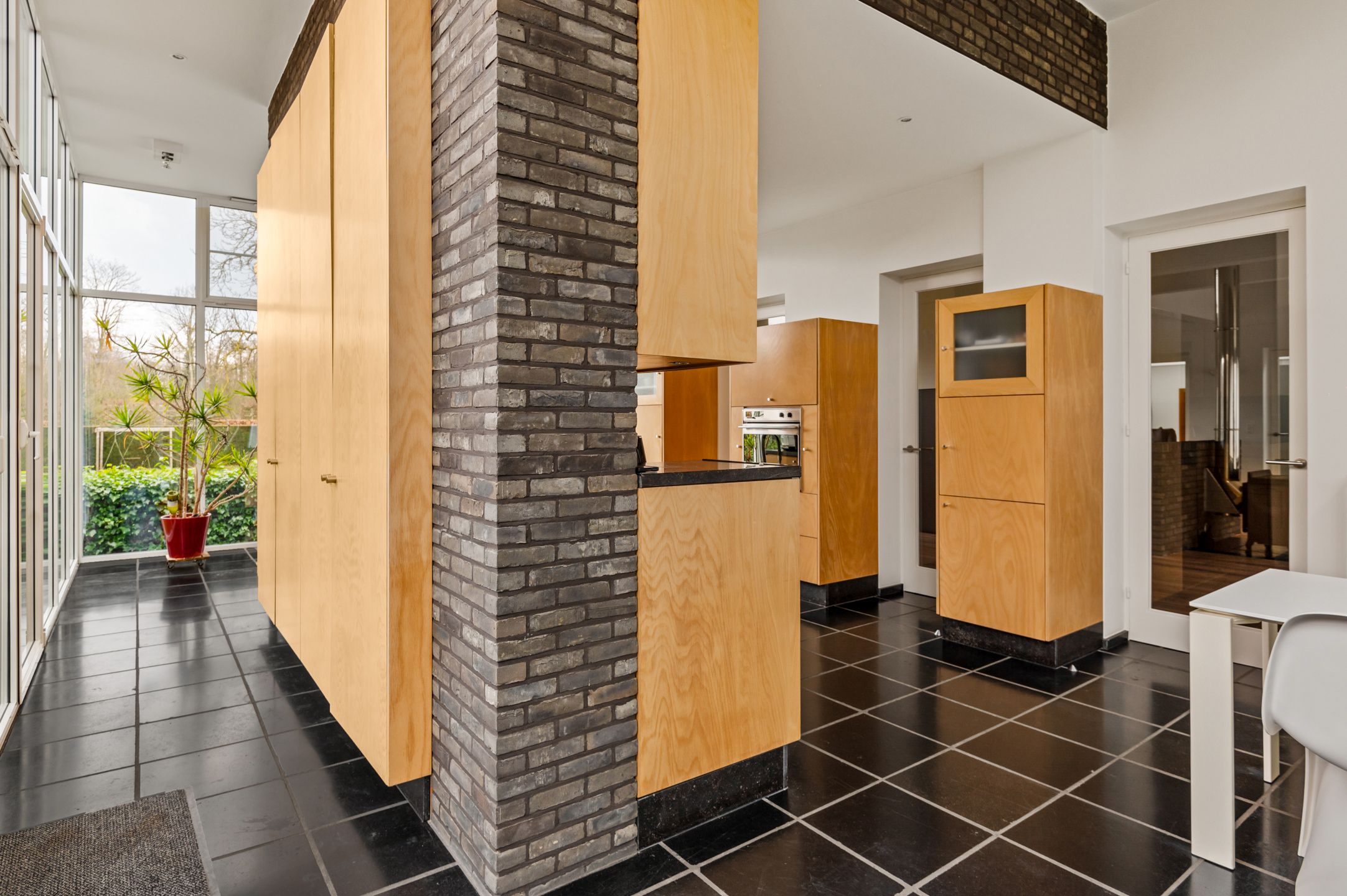 Bijzondere instapklare woning op een prachtig perceel. foto 17