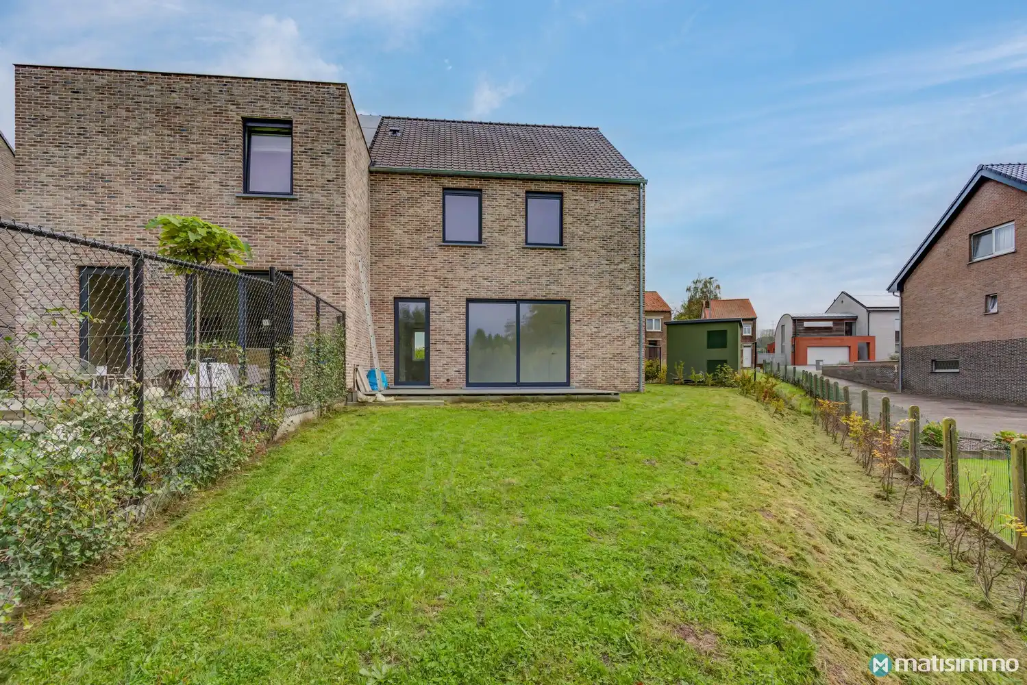 ENERGIEZUINIGE NIEUWBOUWWONING MET 3 SLAAPKAMERS TE BILZEN foto 25