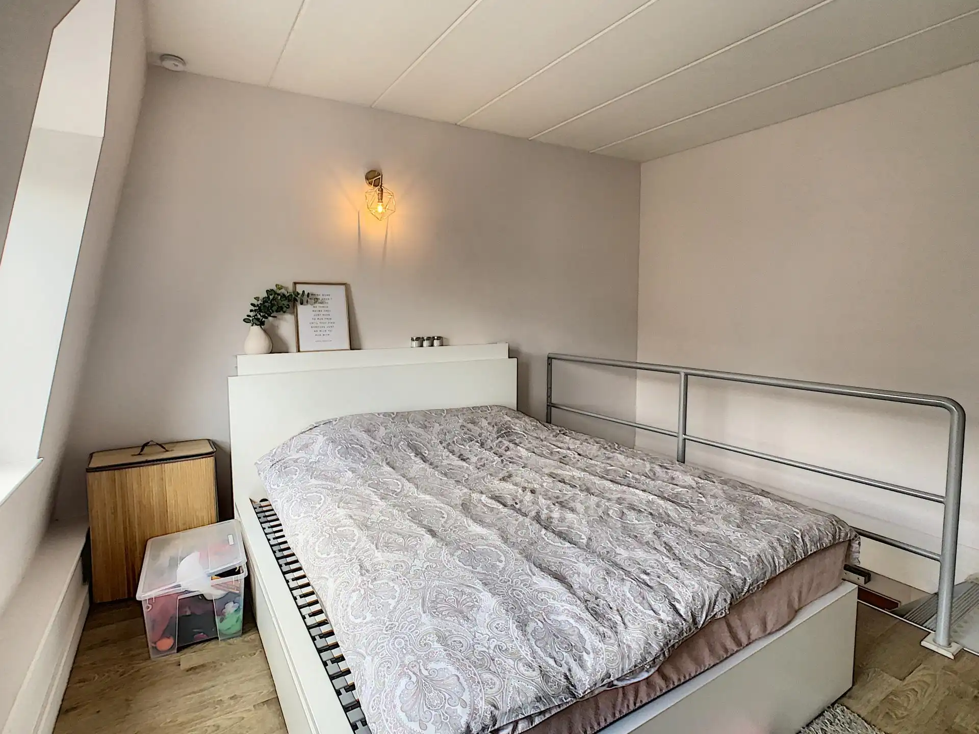 Uitstekend gelegen studio met parking te Leuven foto 9