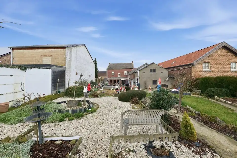 RUIM TE RENOVEREN PAND MET UITZONDERLIJK POTENTIEEL IN RIEMST foto 37