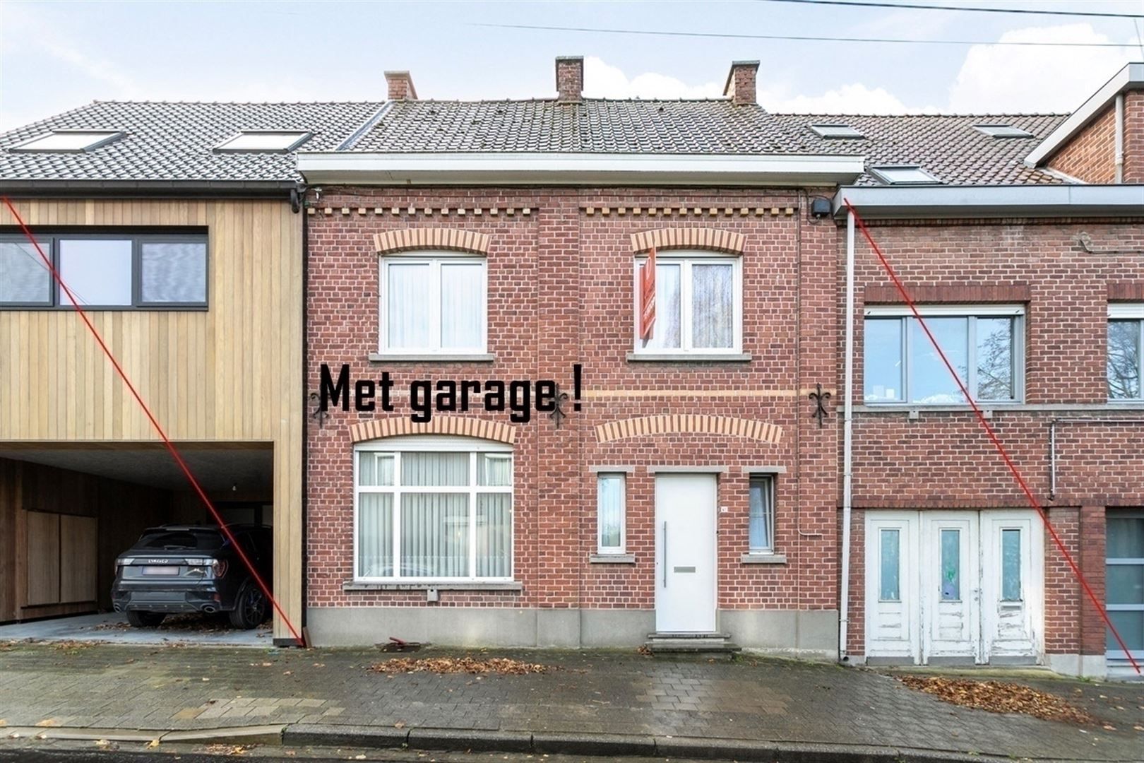 Knusse rijwoning met garage in deelgemeente Tiegem foto 3