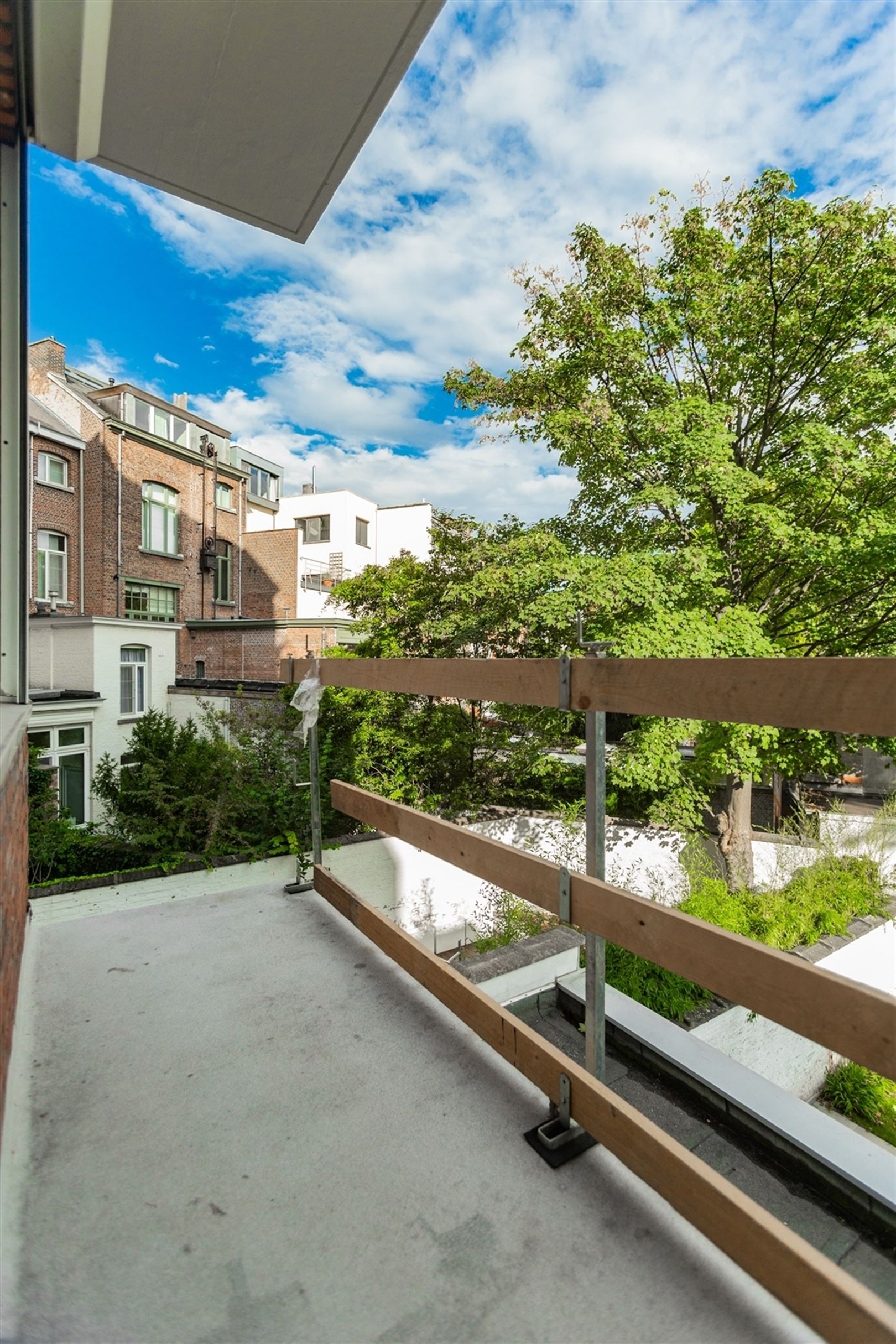 Stijlvol gerenoveerd appartement foto 18