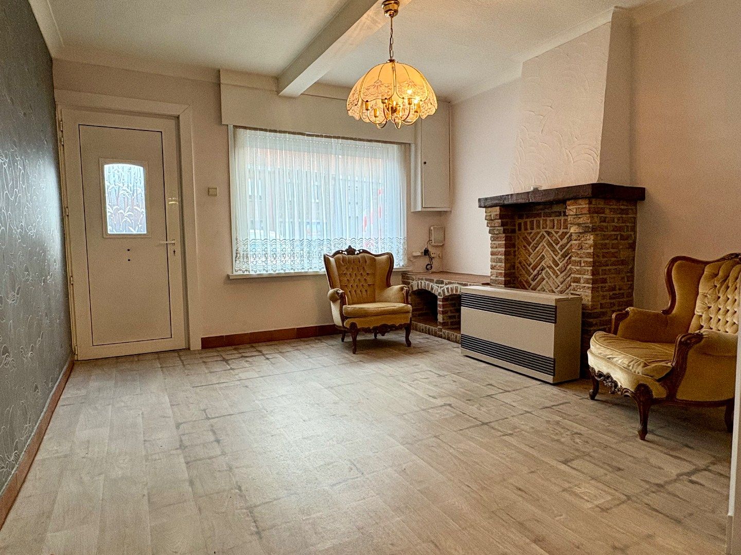 Woning dichtbij centrum Kuurne met parkeerplaats, gezellige tuin. foto 5