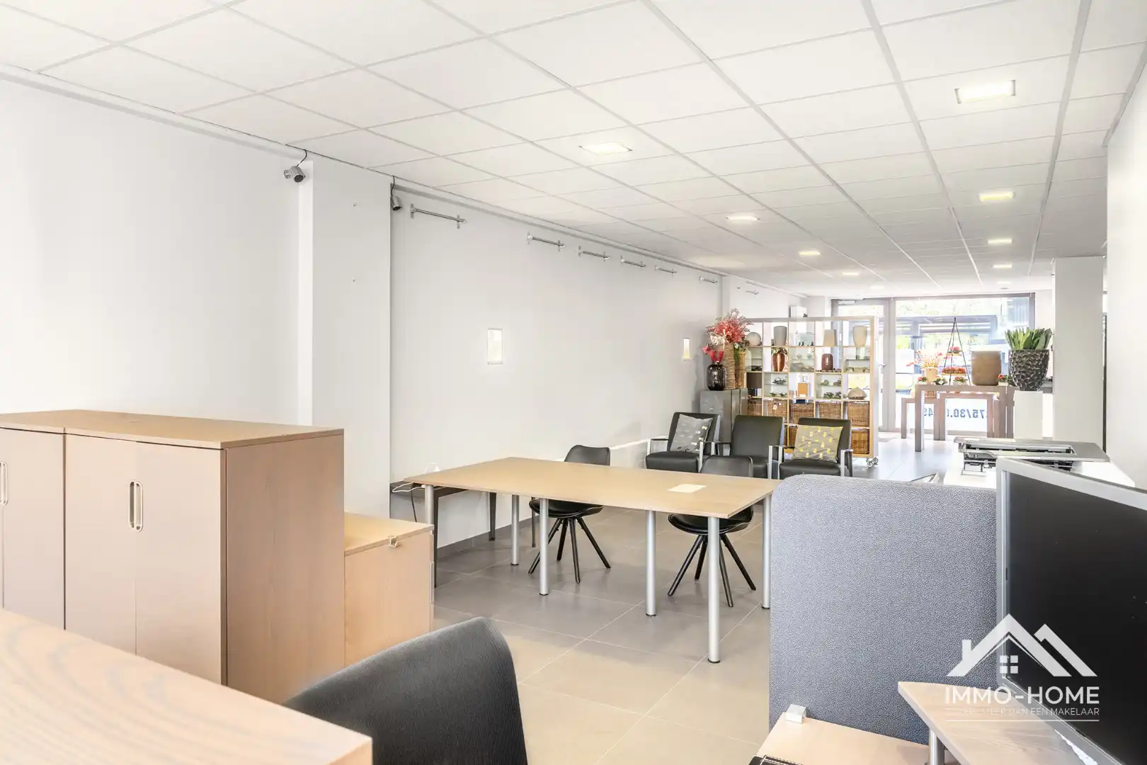 Ruim handelspand dicht bij centrum Gent foto 4