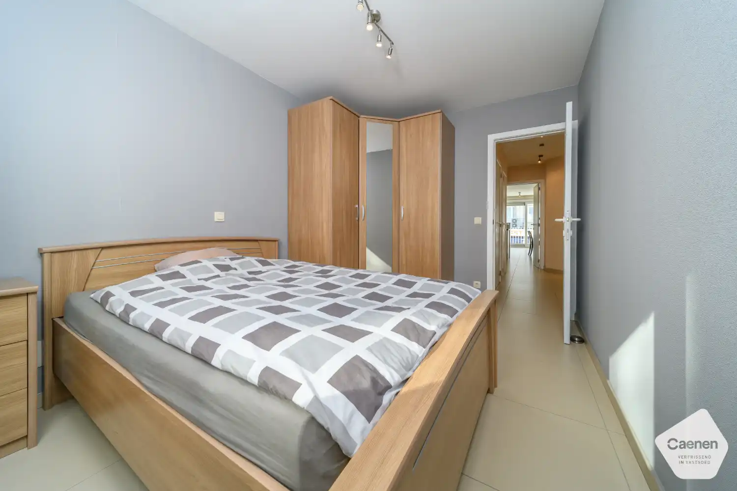 Heel recent, lichtrijk 1-slaapkamerappartement met zuidgericht terras op topligging nabij zee foto 11