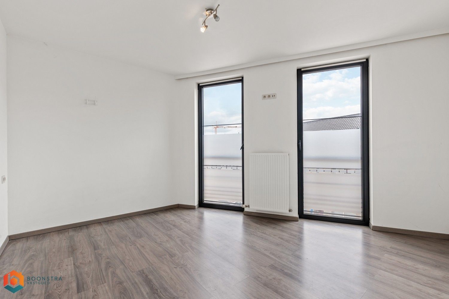 Instapklaar appartement met 2 slpkrs in centrum Putte foto 5
